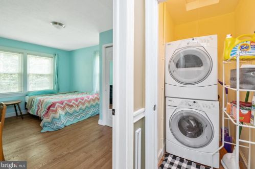 1788 Dellinger Gap Rd, Edinburg VA  22824-2503 exterior