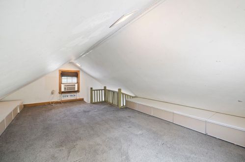 47 Great Pond Rd, Kingston NH  03848-3741 exterior