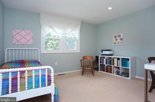 1845 Ferguson Ln, Blue Bell PA  19422-1308 exterior