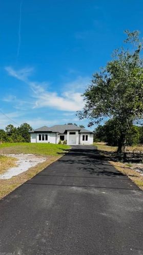 4385 54th Ave, Naples, FL 34120-1504