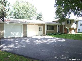554 Plank Rd, Webster, NY 14580-2248
