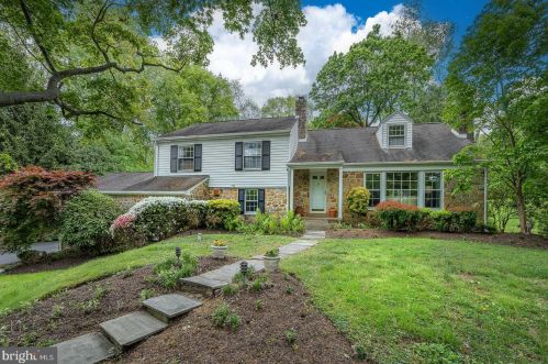 3658 Wyola Dr, Newtown Square, PA 19073-1505