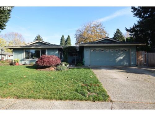 17720 Yaquina Ct, Tualatin, OR 97062-8448