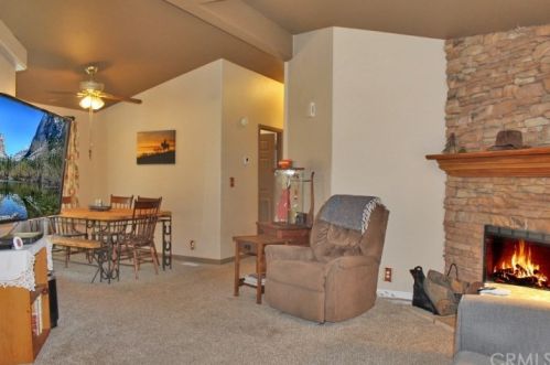 1045 Wendy Ave, Big Bear City CA  92314-9612 exterior