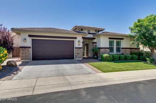 3749 Riopelle Ave, Gilbert, AZ 85298-4273
