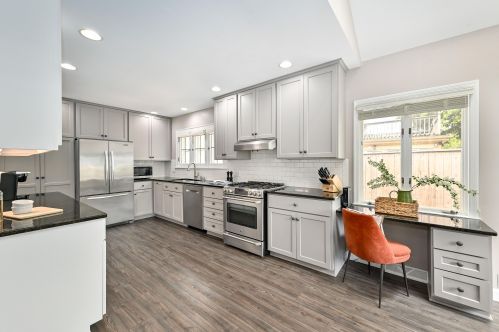 2424 82, Milwaukee WI 53213-1019 exterior