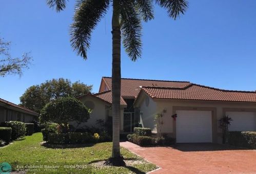 7674 Majestic Palm Dr, Boynton Beach, FL 33437-5407