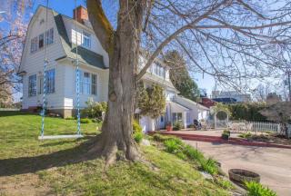 1412 Chestnut Ave, Yakima, WA 98902-3831