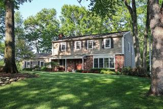 47 Kent Rd, Hillsdale, NJ 07642-1729