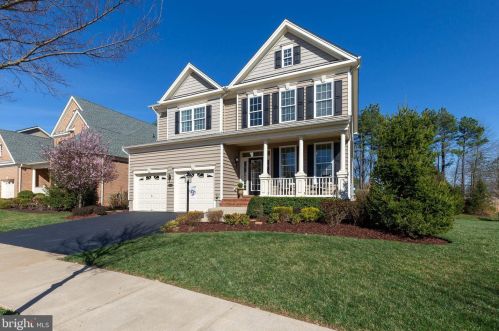 15402 Admiral Baker Cir, Haymarket, VA 20169-8184