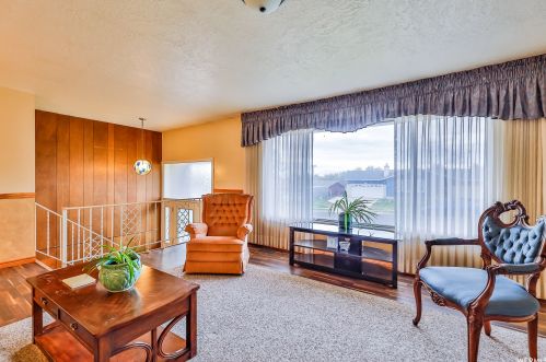 1096 Cambridge Rd, West Kaysville UT  84037-1306 exterior