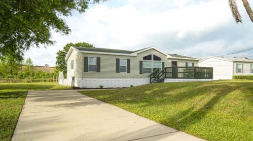 1136 Dara Cay Dr, Kissimmee FL 34741-6714 exterior