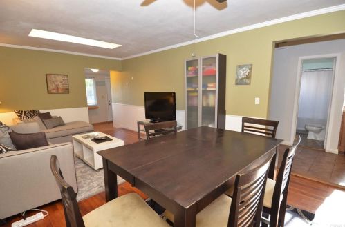 1160 Grand Ave, San Diego CA 92109-4272 exterior