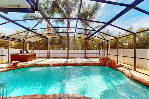 3807 Pyrite Dr, Orlando, FL 32826-5300