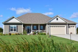 790 Wild Duck Ct, Grafton, WI 53024-9010