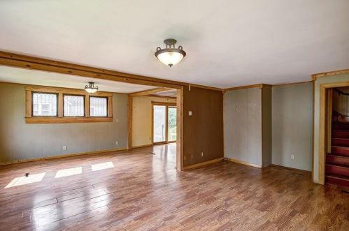 334 2nd Ave, Stanley, WI 54768-1212