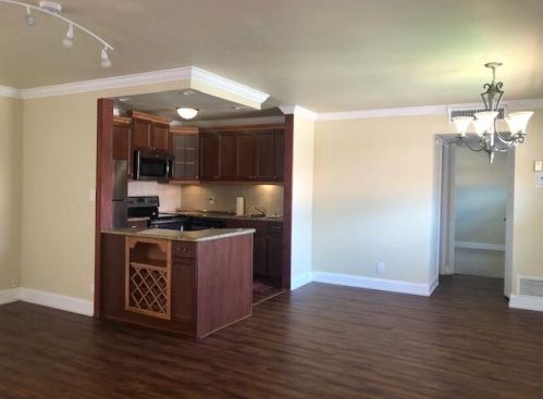 662 Saxony, Delray Beach, FL 33446-1050