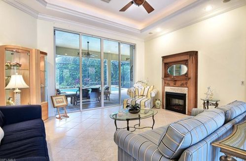 6592 Glen Arbor Way, Naples, FL 34119-4654