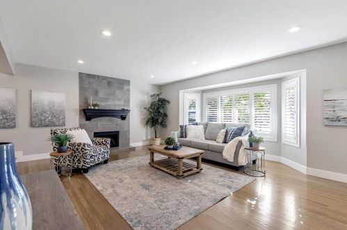 1685 Grizilo Dr, San Jose CA  95124-1920 exterior