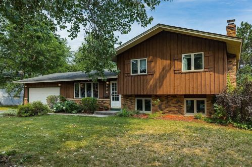7724 Arlington Ave, Minneapolis, MN 55443-3002