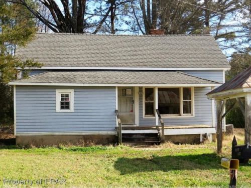 1827 Blackstone Rd, Sanford, NC 27330-7503