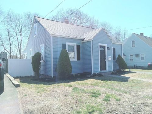 46 Beacon St, Bristol CT  06010-6609 exterior