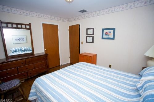 54 River Rd, Roxbury Township NJ  07836-9627 exterior