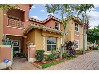 5844 Siena Ln, Hollywood, FL 33021-3855
