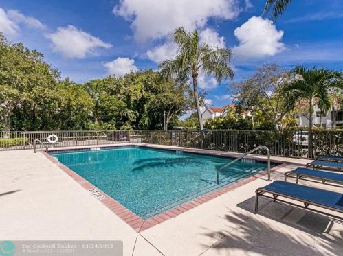 649 Sheridan St, Dania Beach FL  33004-4608 exterior