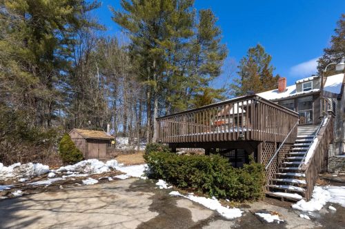265 Dover Point Rd, Dover NH  03820-4606 exterior