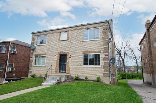 1114 Egan Ct, Cincinnati, OH 45229-1156