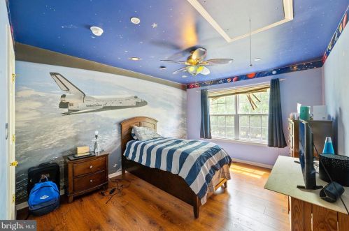 20 Birmingham Dr, Columbus NJ  08022-2342 exterior