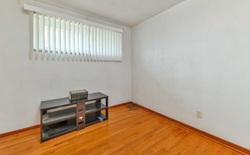 577 Grove Rd, Verona PA  15147-1656 exterior