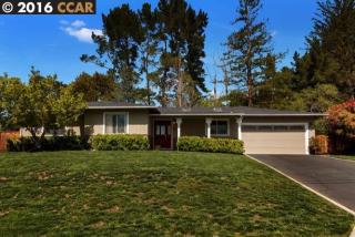 11 Arroyo Dr, Orinda, CA 94563-4301
