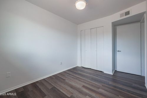 5911 Dailey St, Glendale AZ 85306-4022 exterior