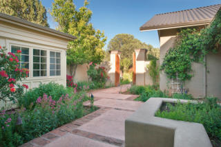 15 Dove Wing Dr, Sedona, AZ 86336-4371