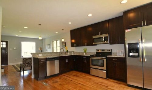 612 Brandywine St, Washington DC 20032-3658 exterior