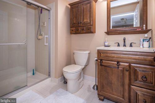 314 American Eagle Ct, Trenton NJ 08648-2558 exterior