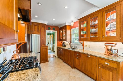 3164 51 Blvd, Milwaukee WI 53216-3236 exterior