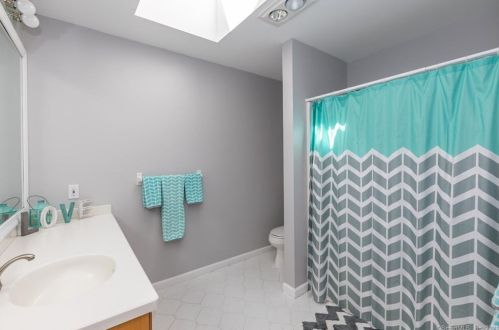 34 Mudry Farm Rd, Brookfield Center CT  06804-3542 exterior