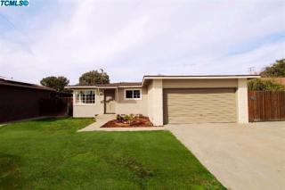 8696 Eddy St, Hanford, CA 93230-4880