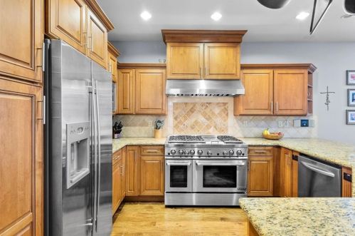 1106 Harper Ave, Redondo Beach, CA 90278-4032