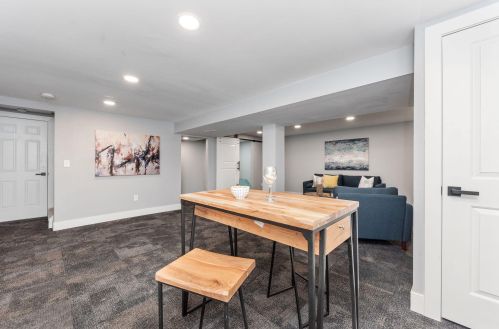 1420 Amsterdam Rd, Covington KY  41011-2052 exterior