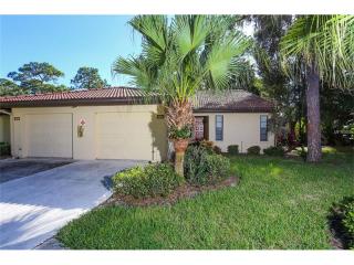 3614 Pine Point Ct, Sarasota, FL 34238-2917
