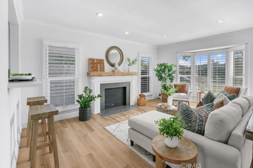 3936 Gaviota Ave, Long Beach CA  90807-3740 exterior
