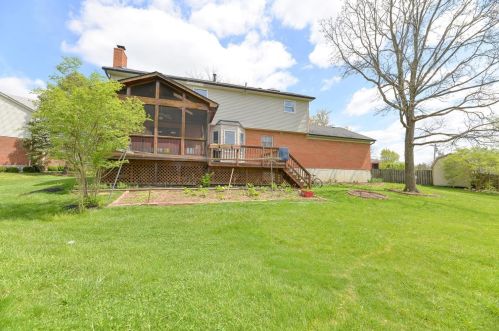 7461 Fitzroy Ct, Cincinnati OH  45241-1260 exterior