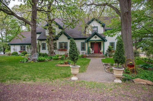 1905 Albion Ave, Fairmont, MN 56031-3204