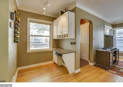 1320 Jefferson Ave, Saint Paul, MN 55105-2809