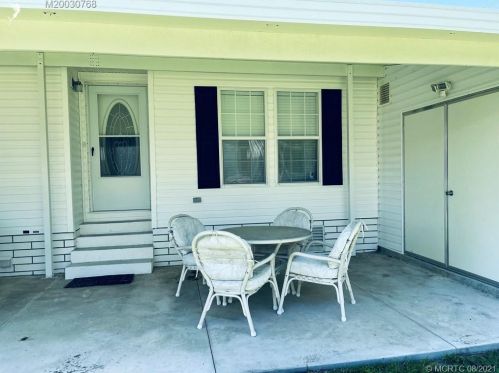 7009 Ridgeway Ter, Hobe Sound, FL 33455-6044