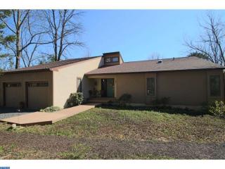 2432 Deep Creek Rd, Perkiomenville, PA 18074-9564